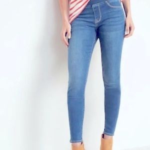Size 14 medium wash blue ON Rockstar skinny pull on jeggings. Regular length.